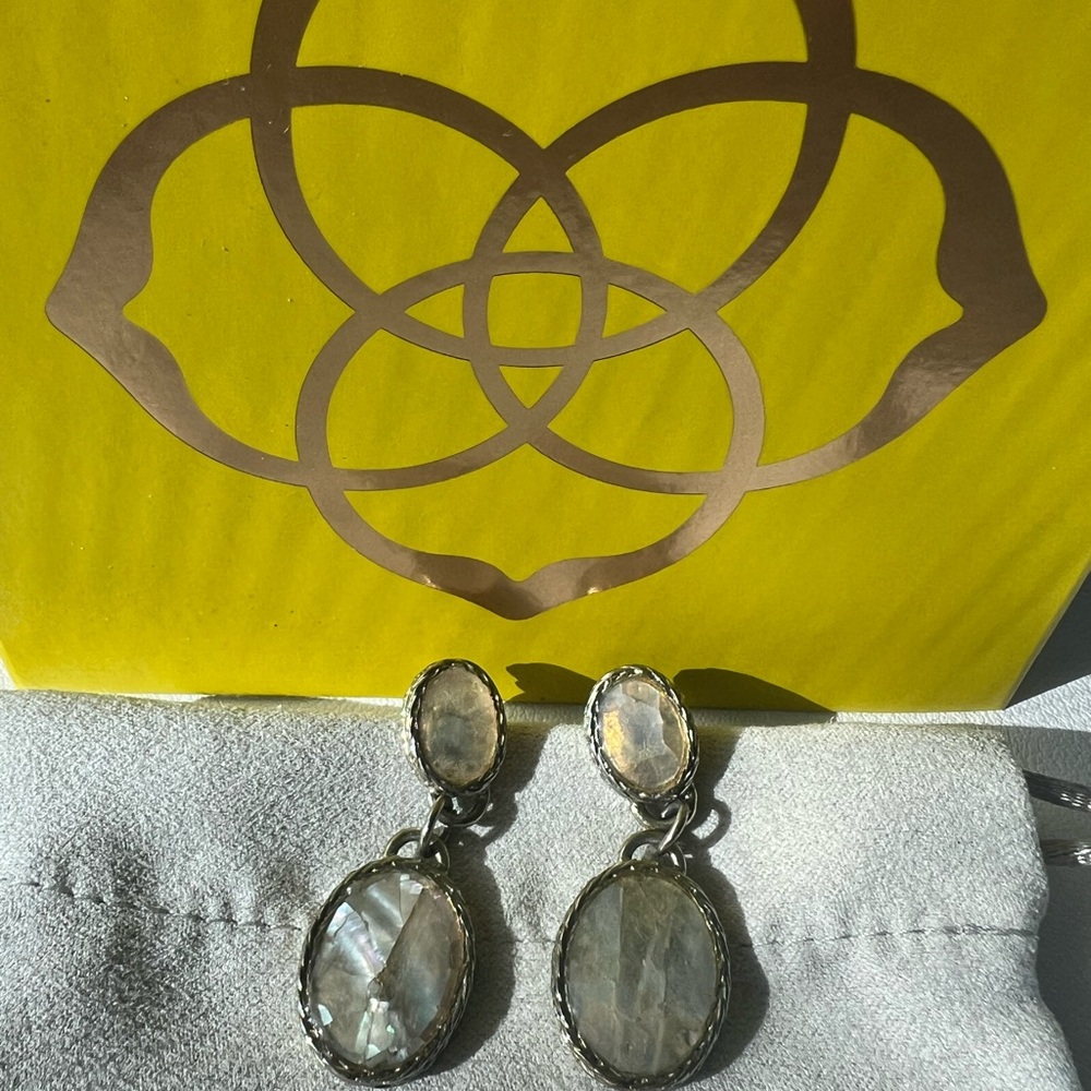 Kendra Scott Mother of Pearl Earrings